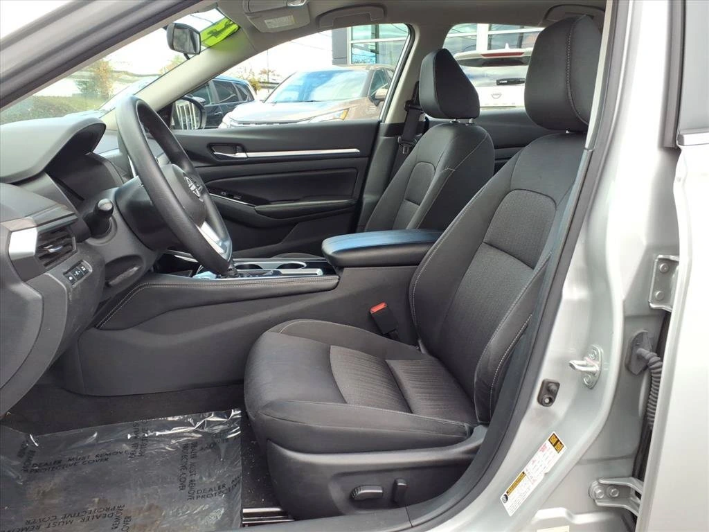 2023 Nissan Altima SV - Photo 18