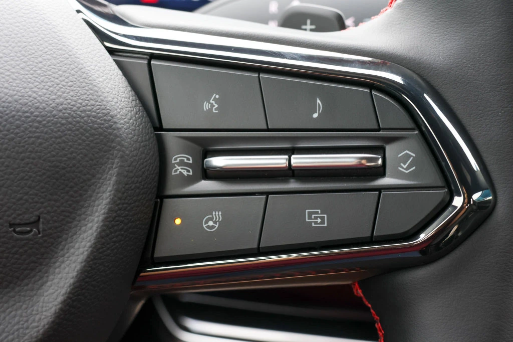 2027 Chevrolet Equinox RS - Photo 25