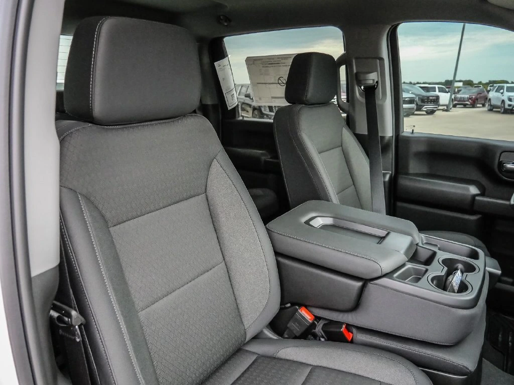 2026 Chevrolet Silverado 2500 HD Custom - Photo 16