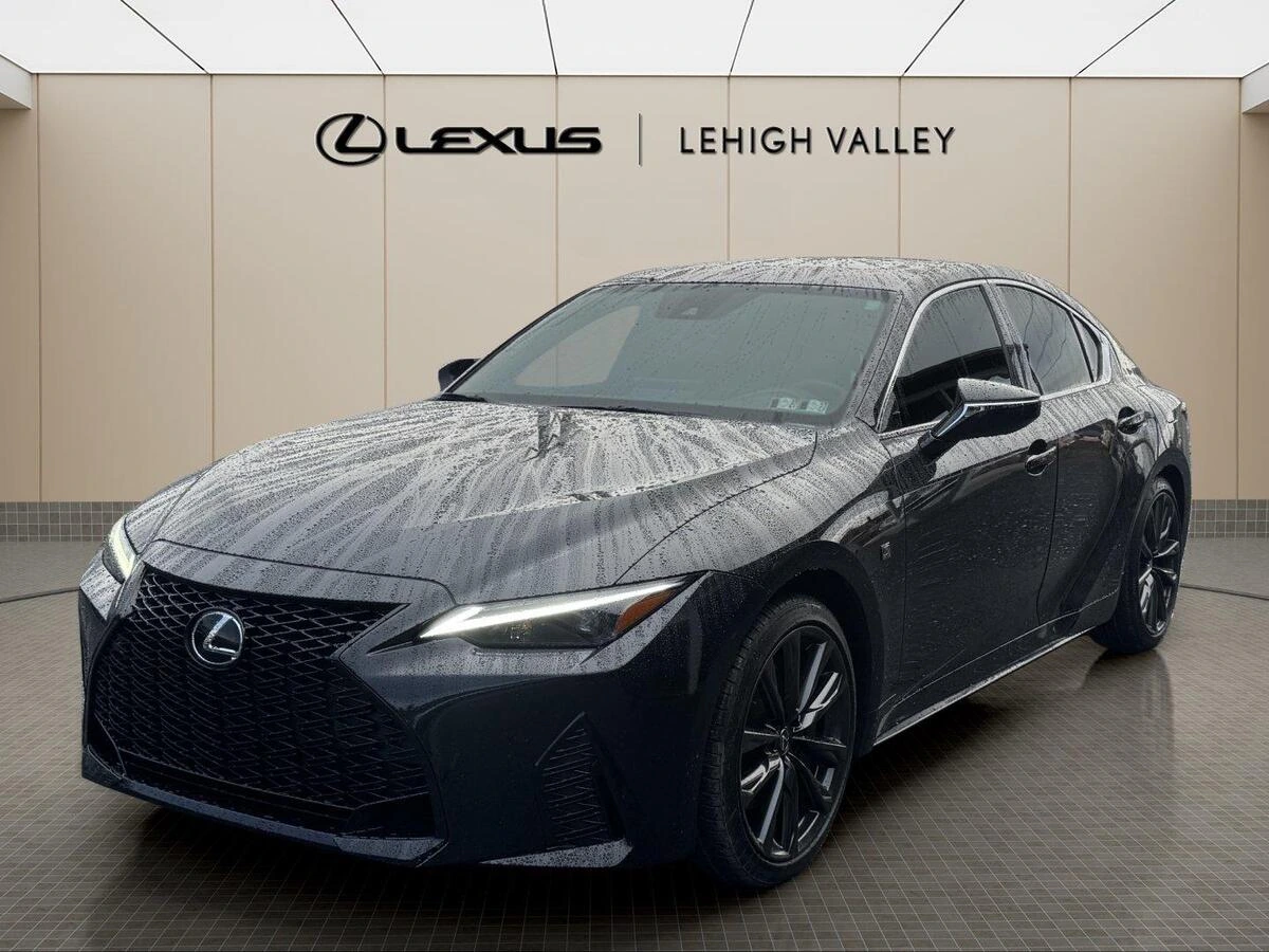 2024 Lexus IS