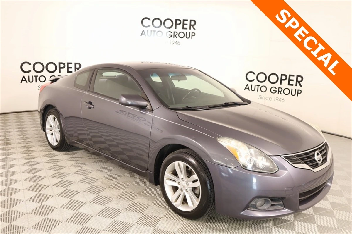 2013 Nissan Altima Coupe S