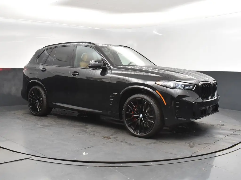 2026 BMW X5 M60i's photo