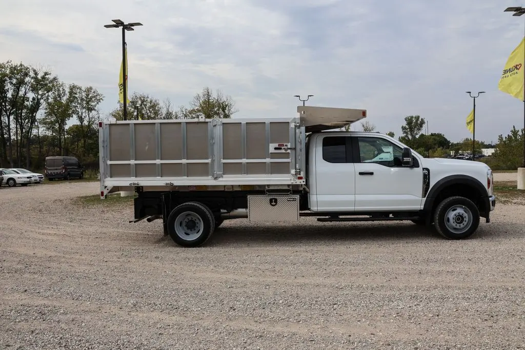 2025 Ford F-450 XL photo 5