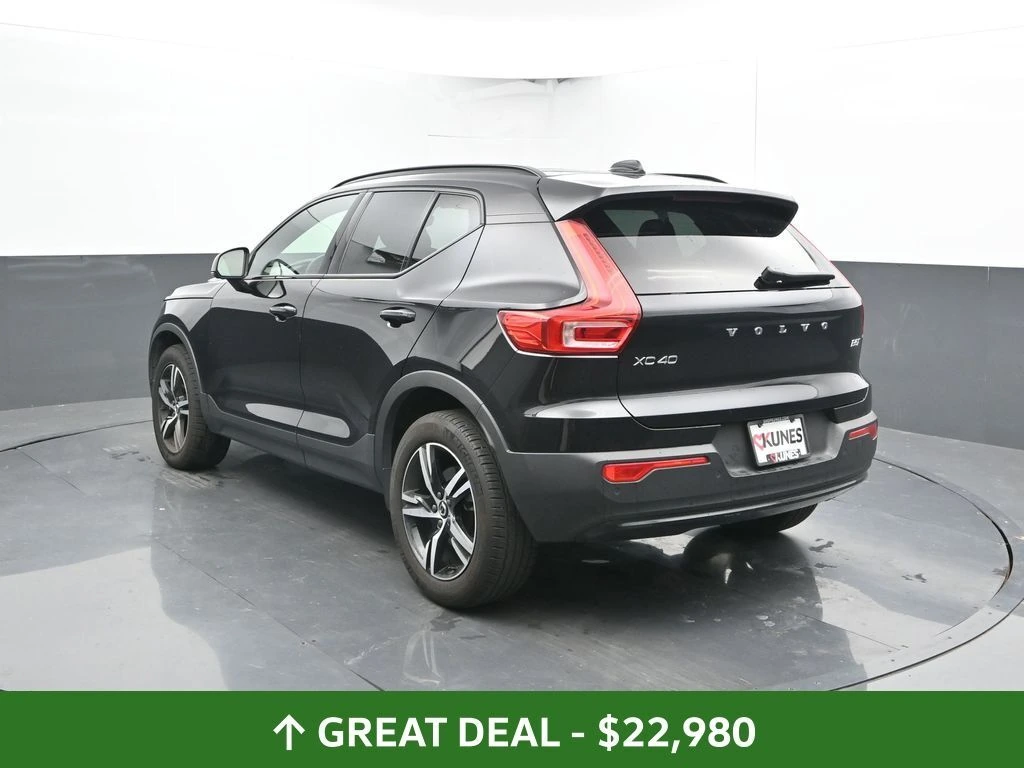 2024 Volvo - image 11