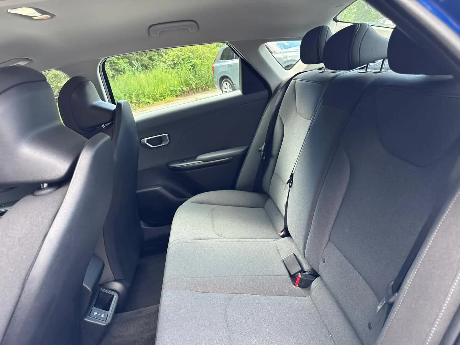 2025 Kia K4 LXS photo 29