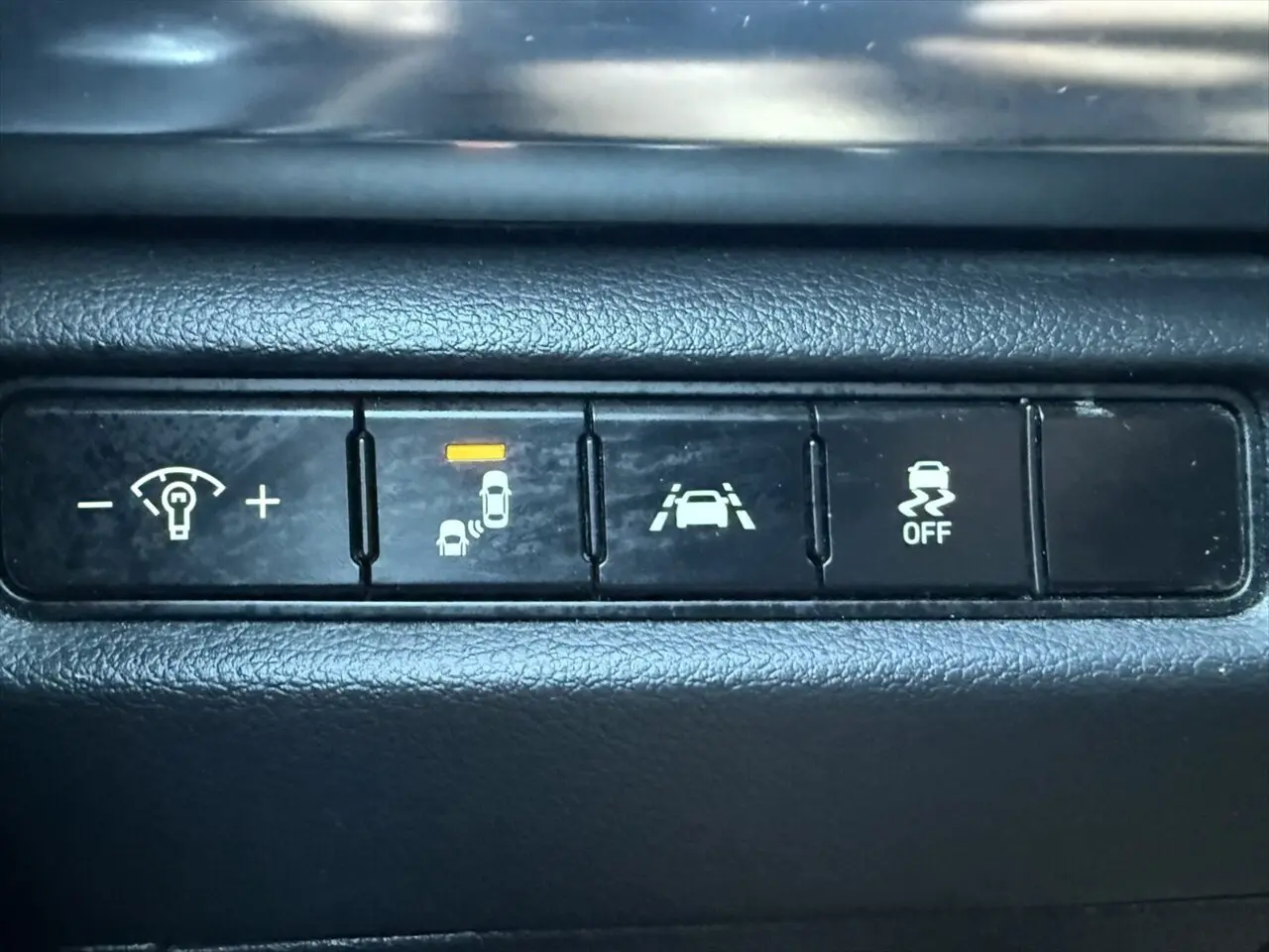 2022 Kia Telluride LX photo 18