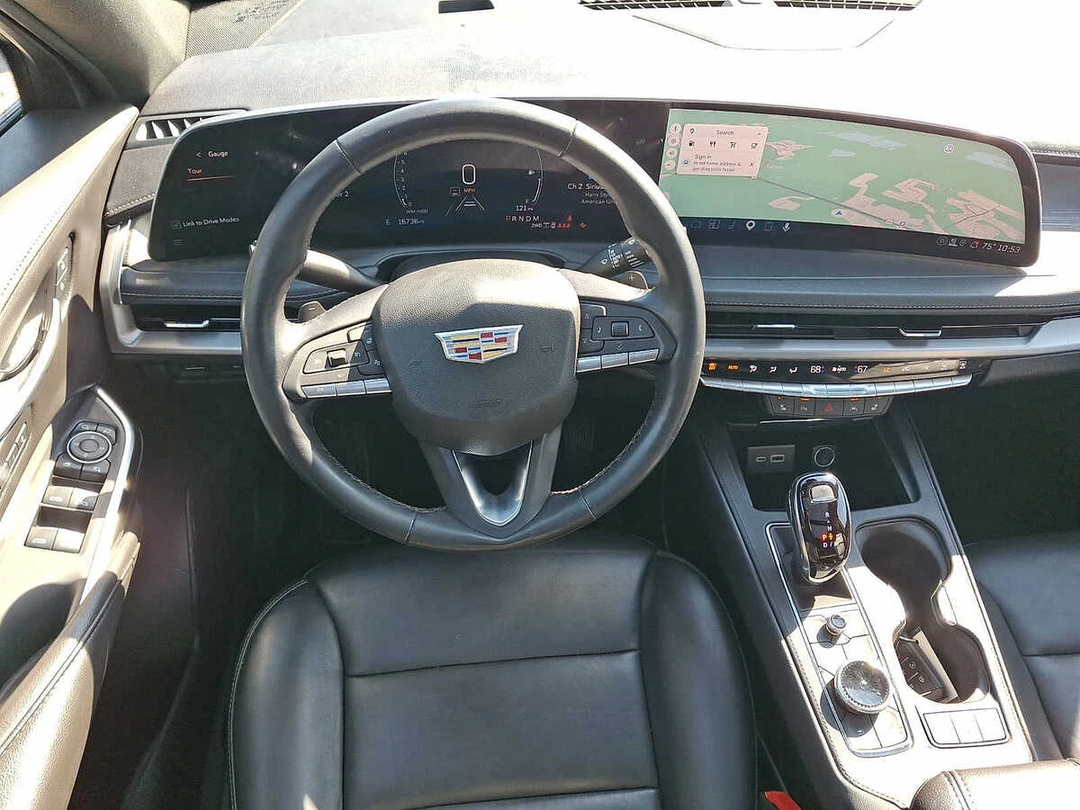 2025 Cadillac XT4 Premium Luxury - Photo 11