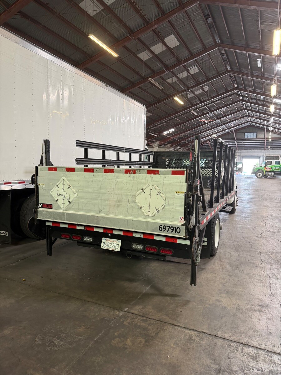 2019 International CV in CA — photo 3
