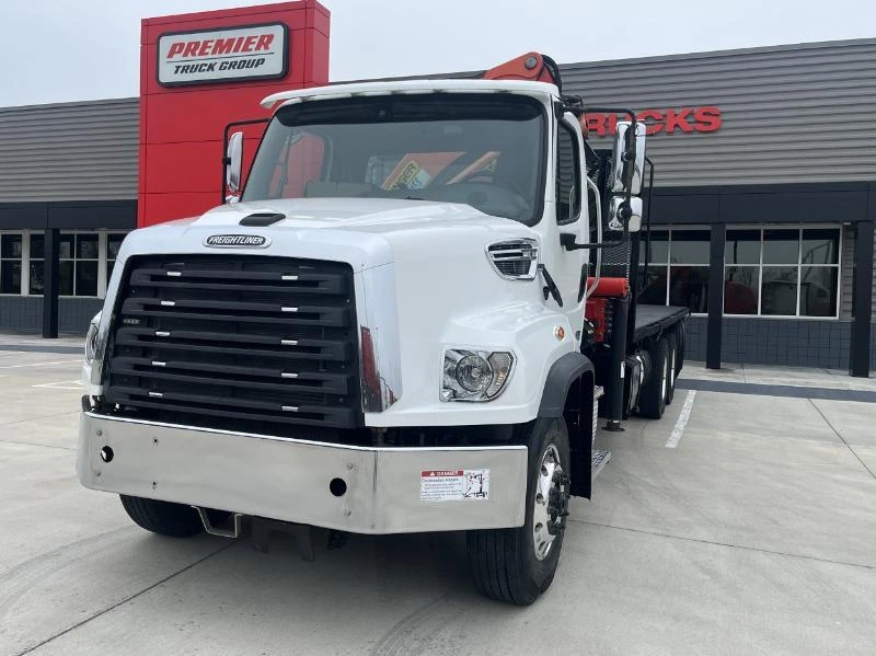 2018 Freightliner 114SD - image 1