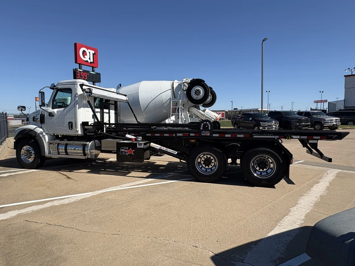 2027 Western Star 47X — photo 3