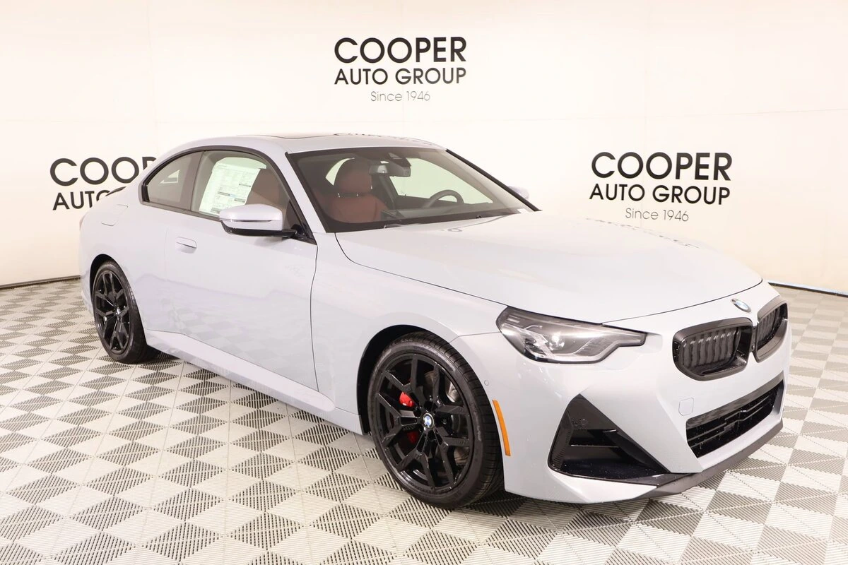 2026 BMW 2 Series 230i Coupe's photo