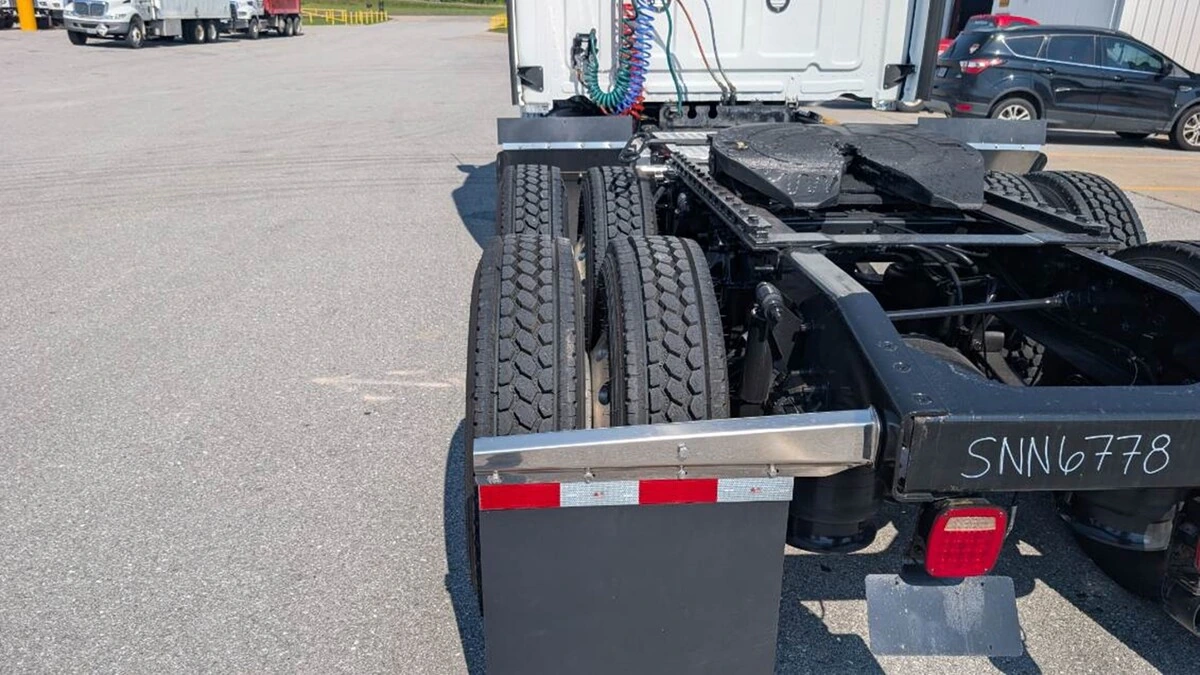 2022 Western Star 49X — photo 8