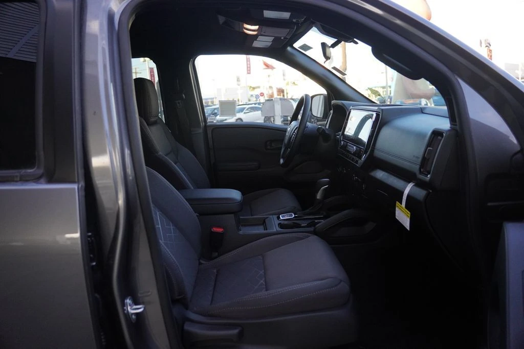 2026 Nissan Frontier SV - Photo 25