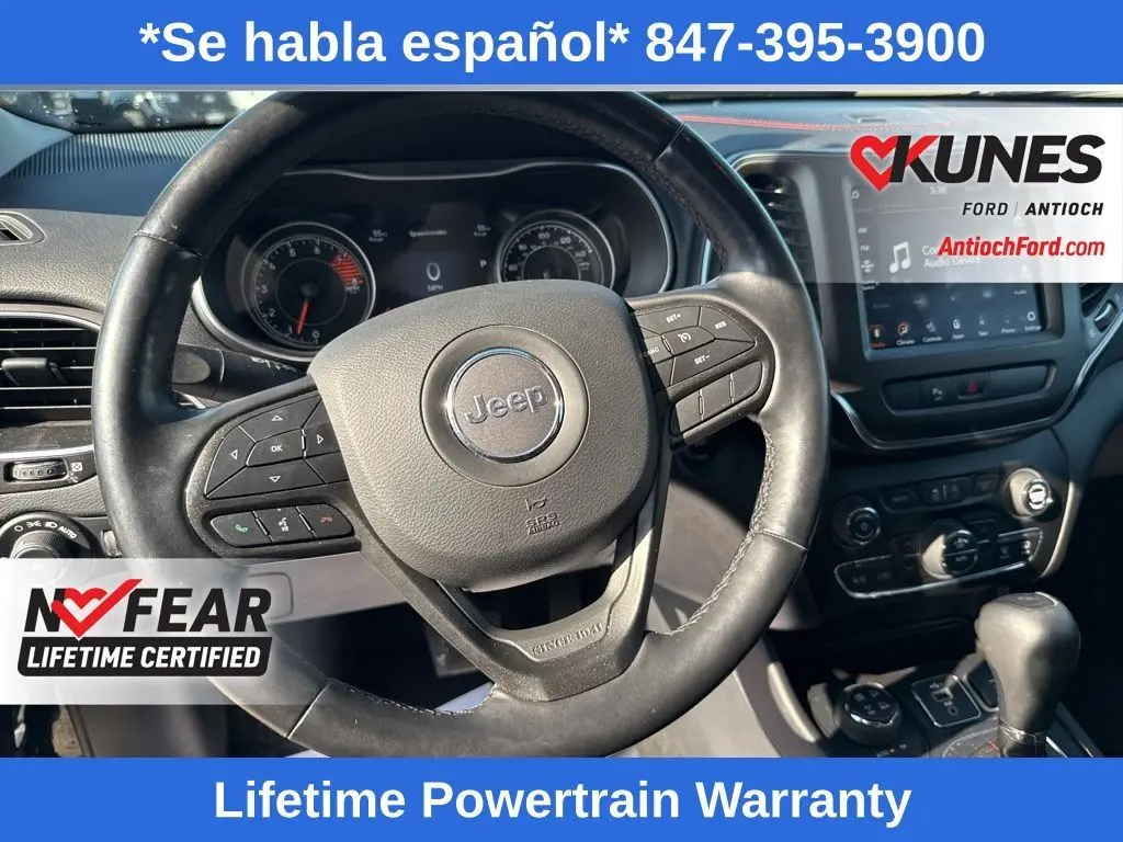 2020 Jeep Cherokee Trailhawk photo 24