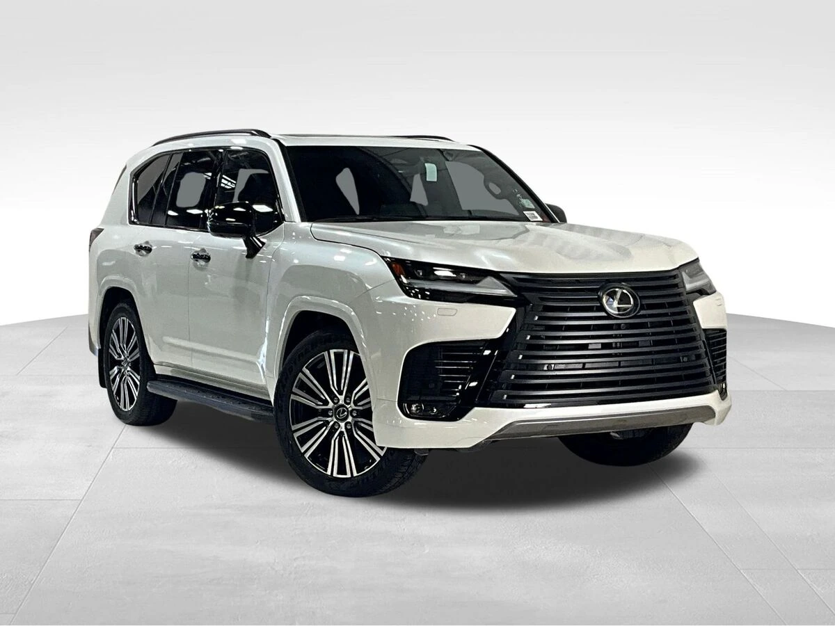 2026 Lexus LX 600 700h Luxury's photo