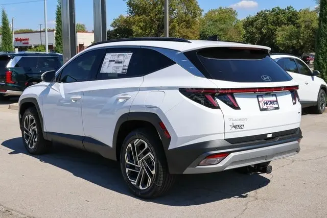 2026 Hyundai Tucson Limited photo 3