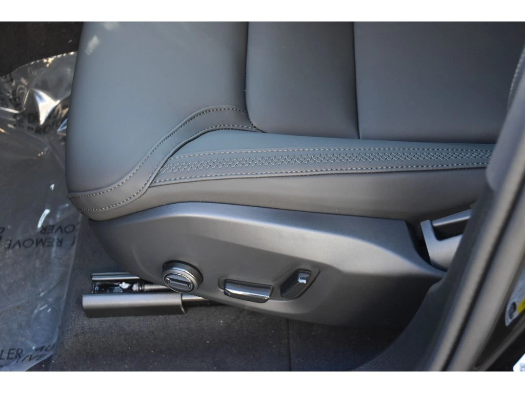 2026 Volvo - image 34