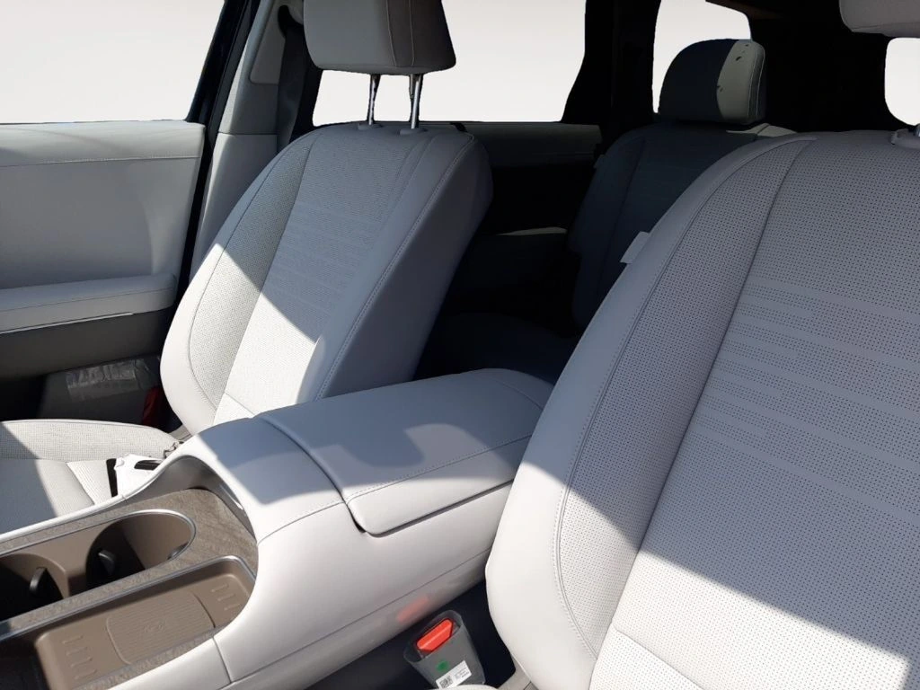 2026 Hyundai Palisade Limited - Photo 14