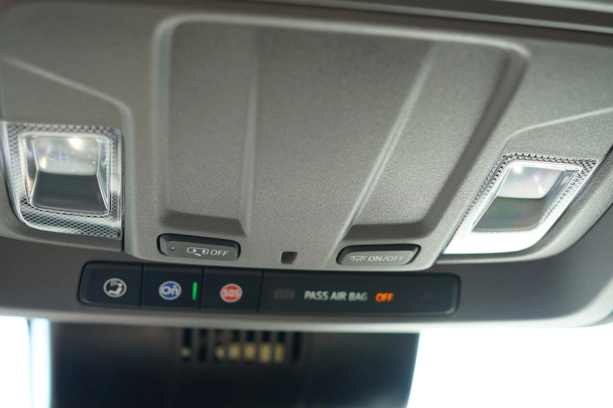 2025 GMC Sierra 3500 Chassis Cab Pro - Photo 36
