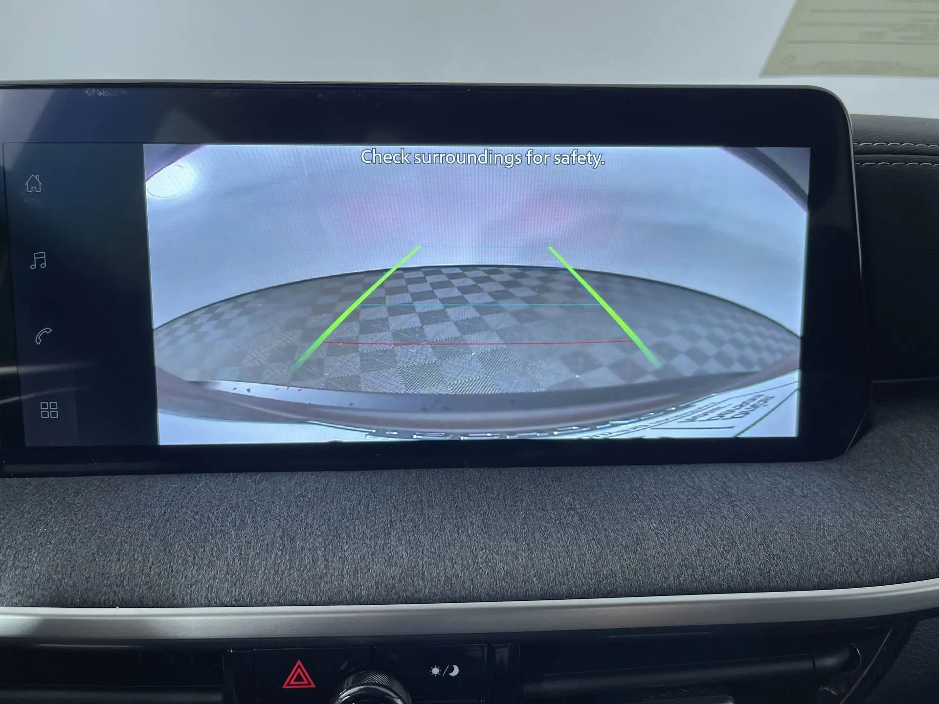 2026 Nissan Kicks SV photo 16