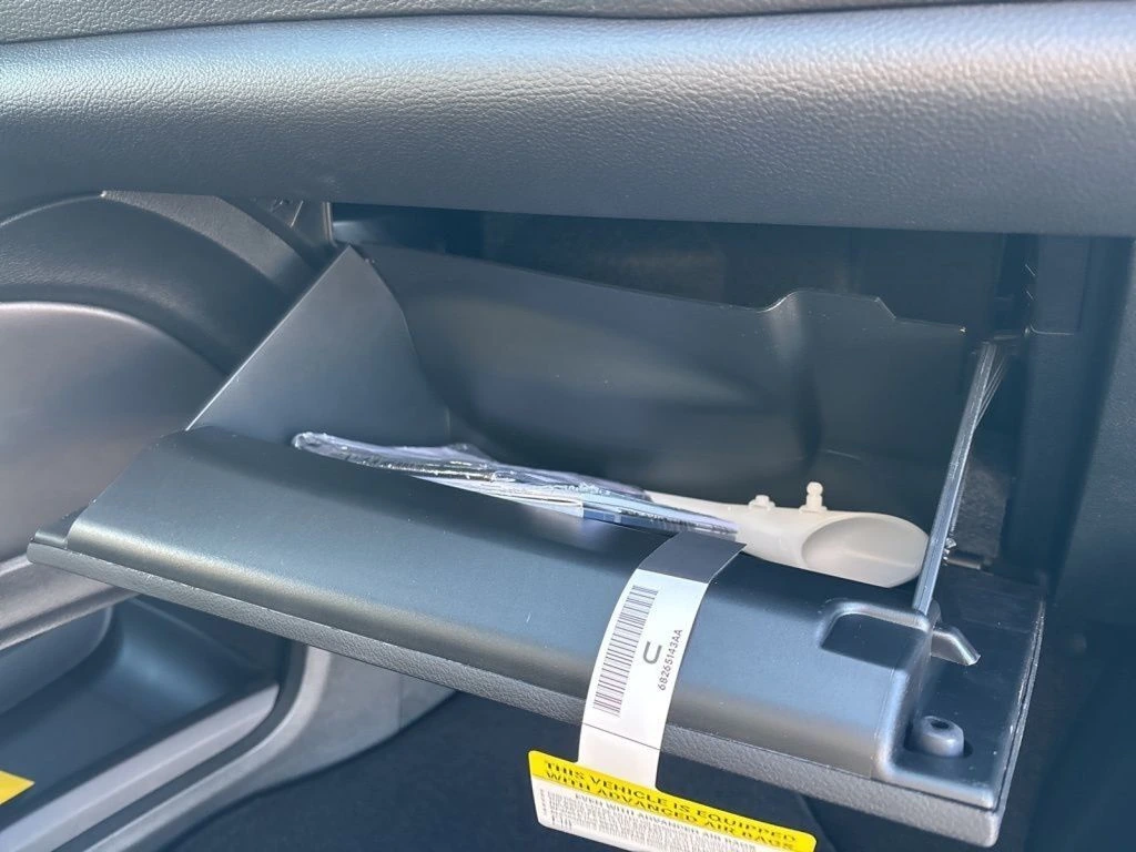 2026 Chrysler Pacifica Limited - Photo 30
