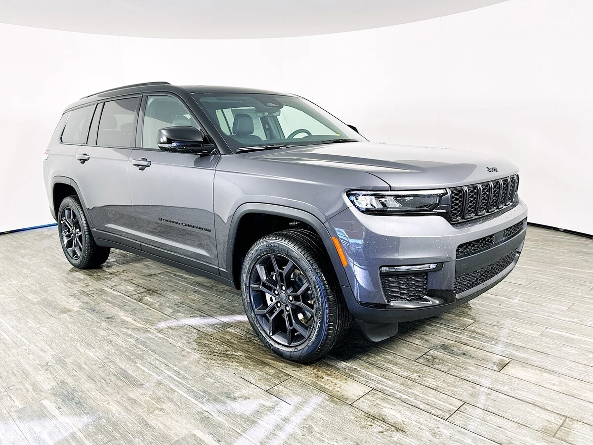 2025 Jeep Grand Cherokee L Limited's photo