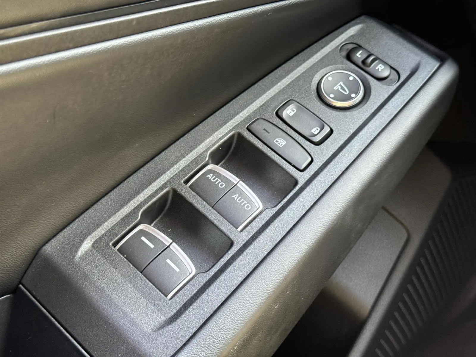 2024 Honda Accord EX photo 23