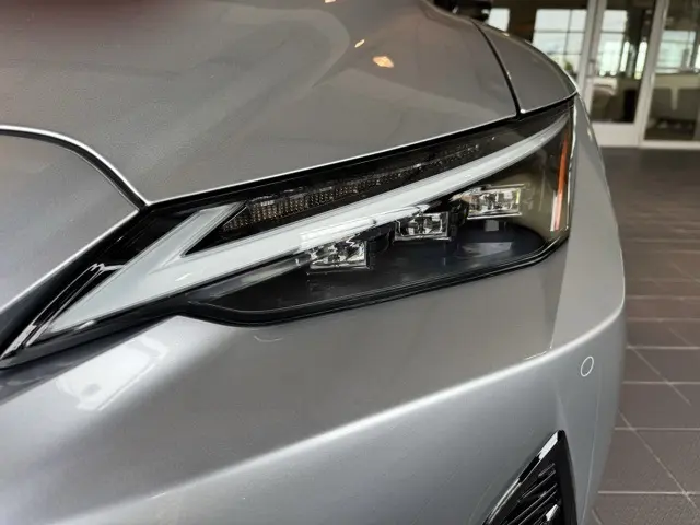 2024 Lexus IS 350 F SPORT AWD photo 4