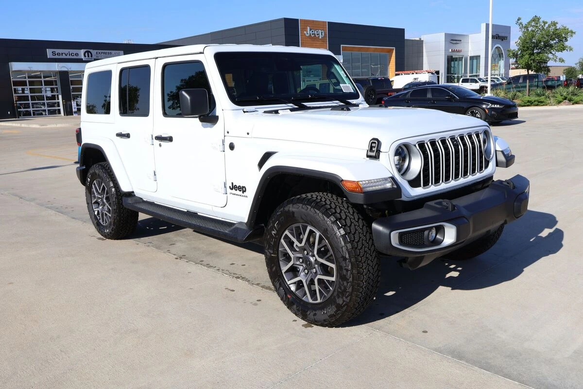 2026 Jeep Wrangler Sahara's photo