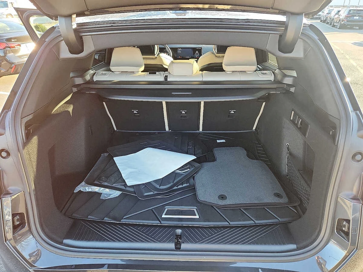 2026 BMW X3 30 - Photo 26