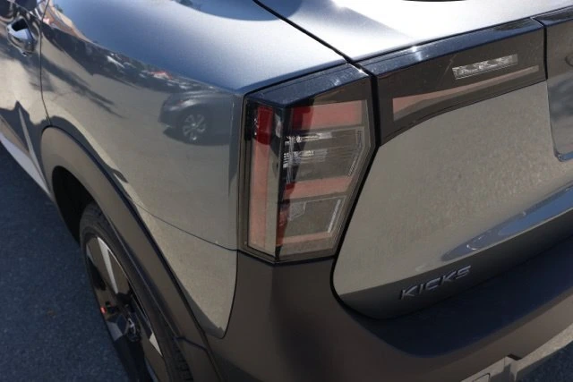 2026 Nissan KICKS SR - Photo 7
