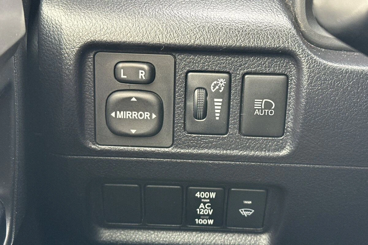 2024 Toyota 4Runner SR5 - Photo 31
