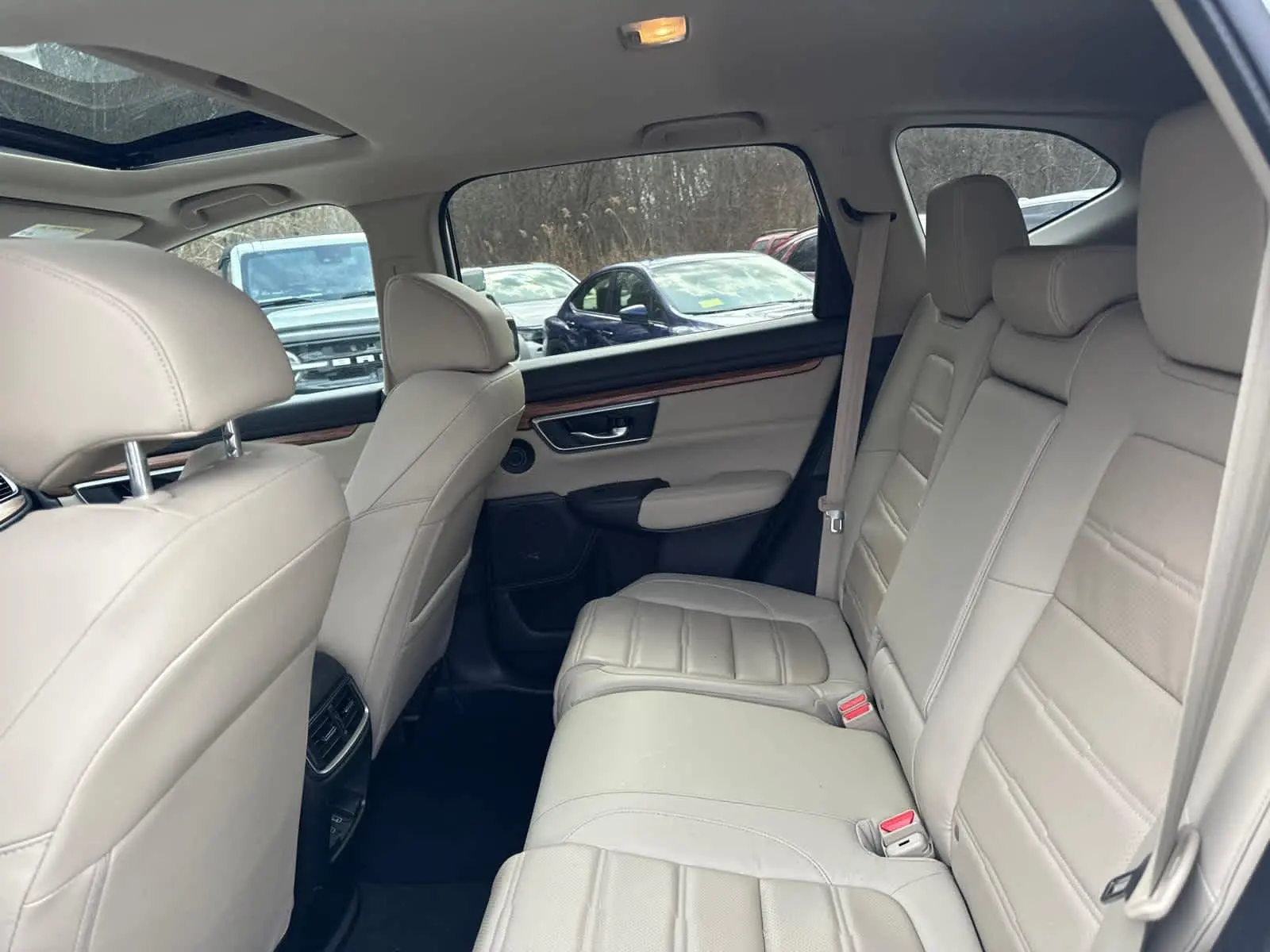 2021 Honda CR-V Hybrid Touring photo 30