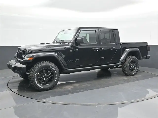 2024 Jeep Gladiator Willys photo 7