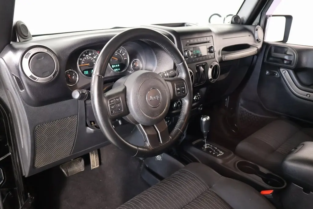 2012 Jeep Wrangler Sport photo 2