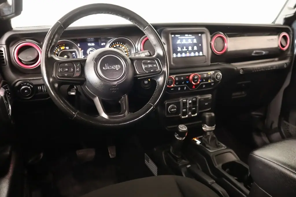 2020 Jeep Wrangler Unlimited Sport Altitude photo 2