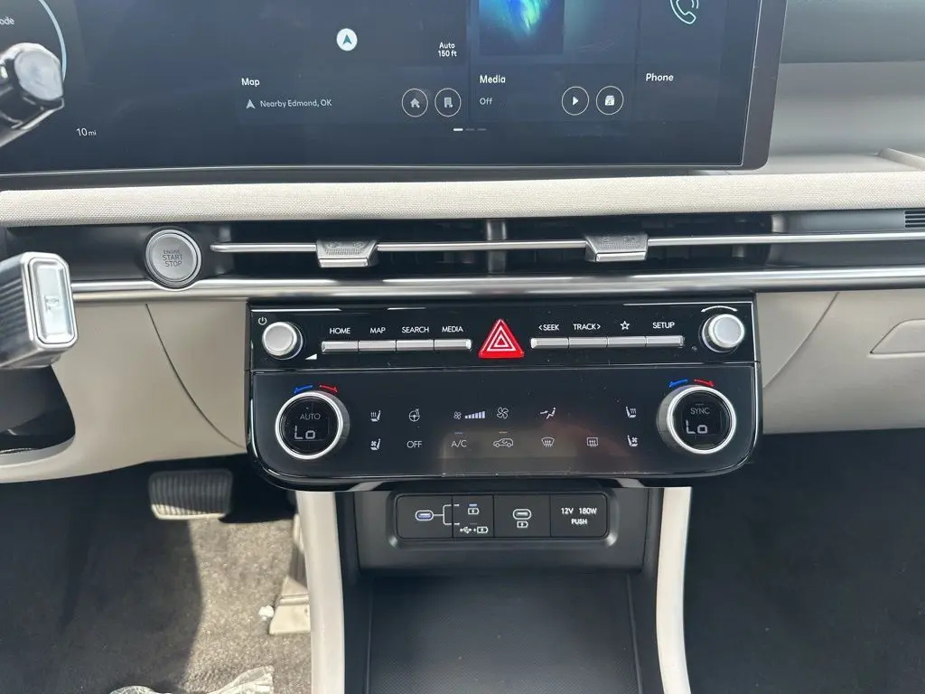 2026 Hyundai Tucson Limited photo 29
