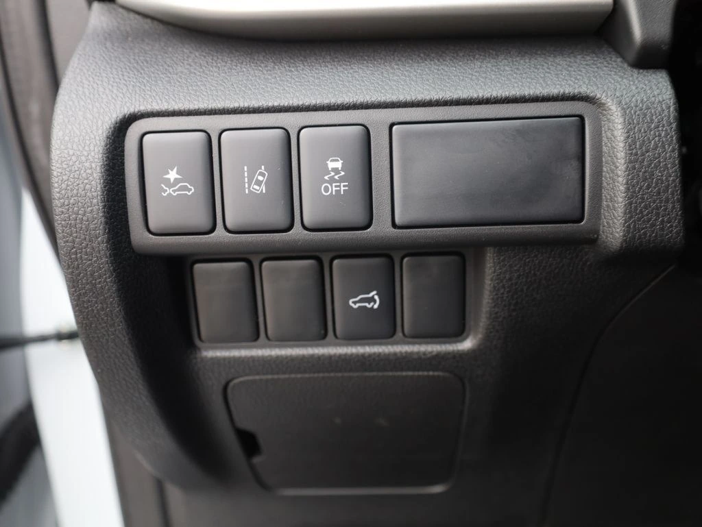 2026 Mitsubishi Eclipse Cross SE - Photo 36