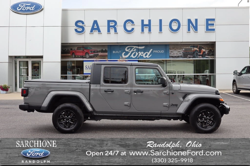 2022 Jeep Gladiator Altitude