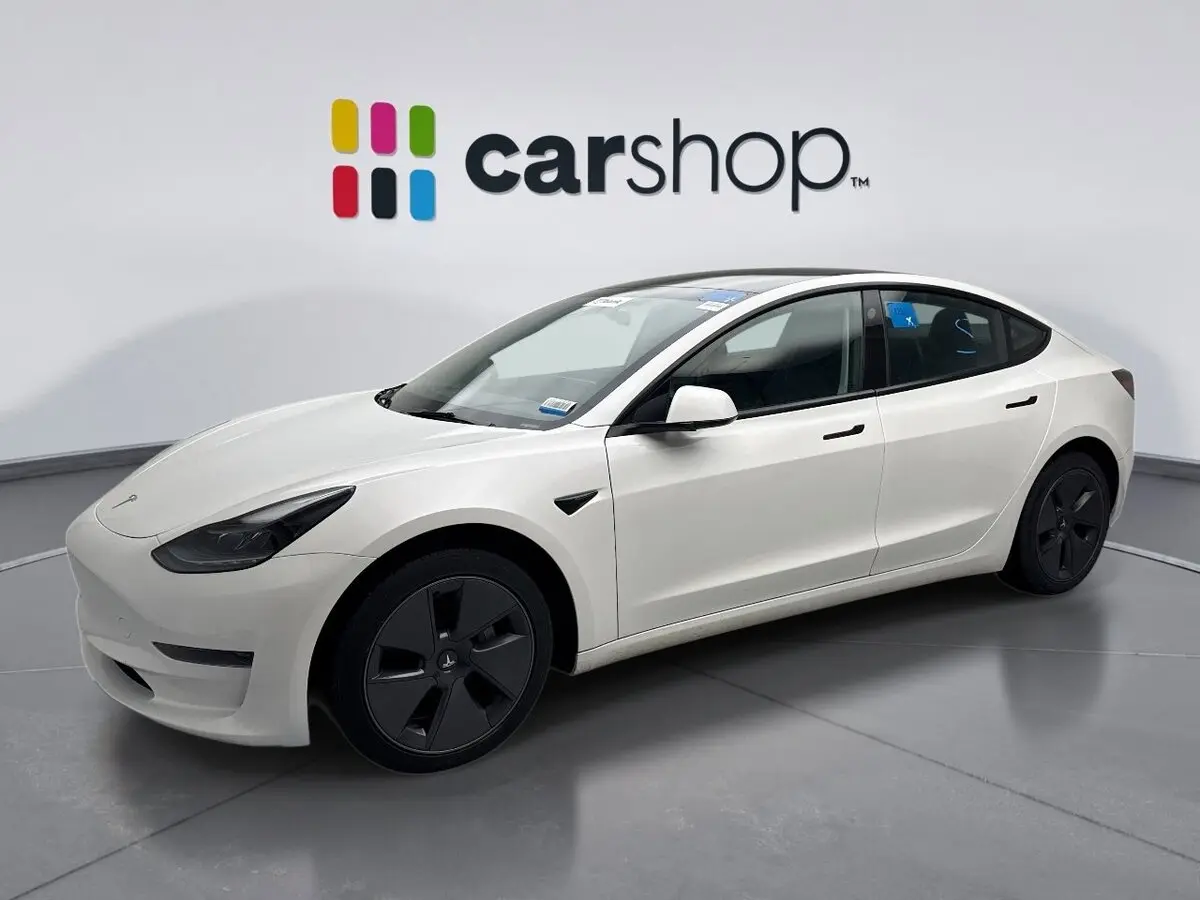 2023 Tesla Model 3 Base's photo