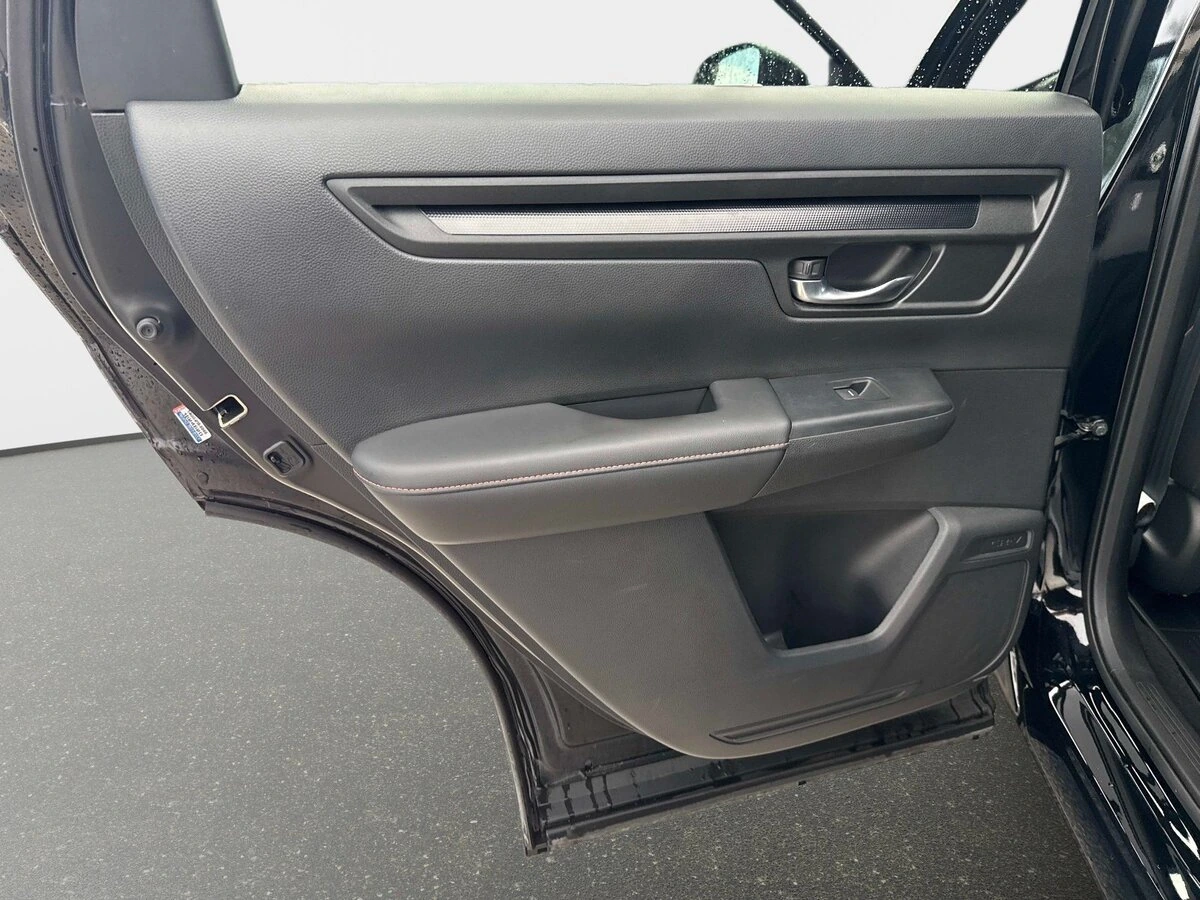 2025 Honda CR-V Sport - Photo 11