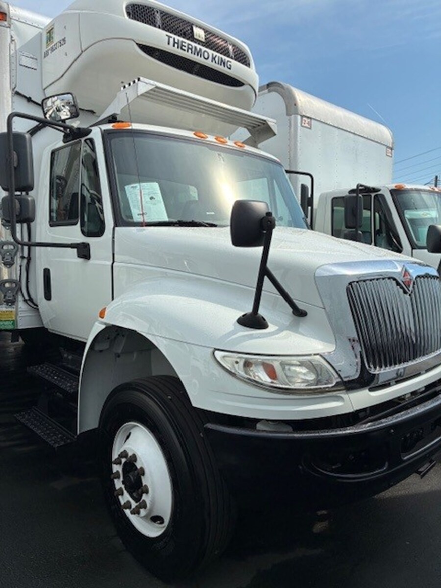 2019 International 4300 in Portland, OR — photo 3