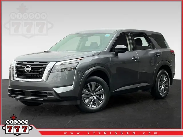 2025 Nissan Pathfinder S's photo