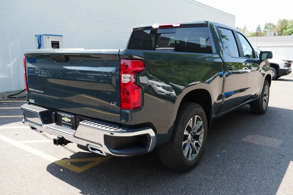 2026 Chevrolet Silverado 1500 LT1 photo 7