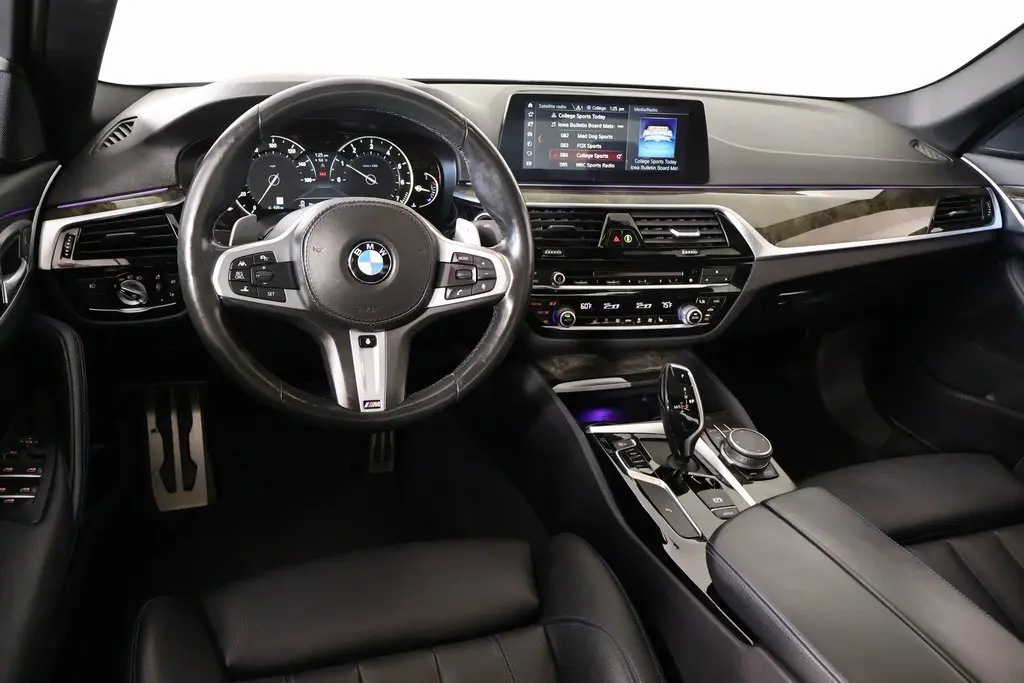 2019 Bmw 530i xDrive photo 2
