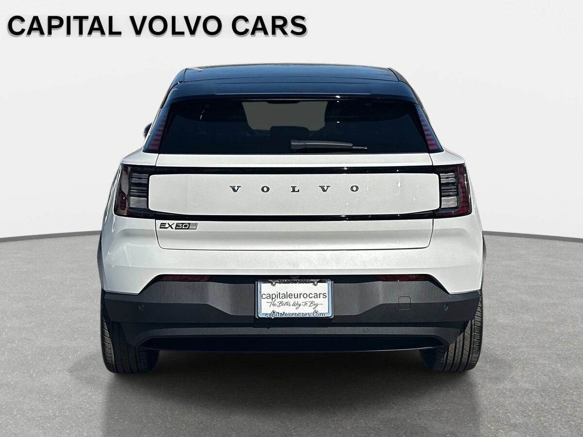 2026 Volvo - image 6