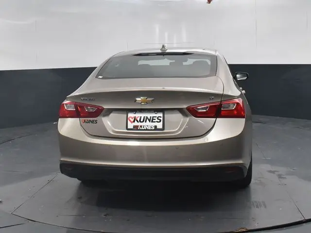 2024 Chevrolet Malibu 1LT photo 4