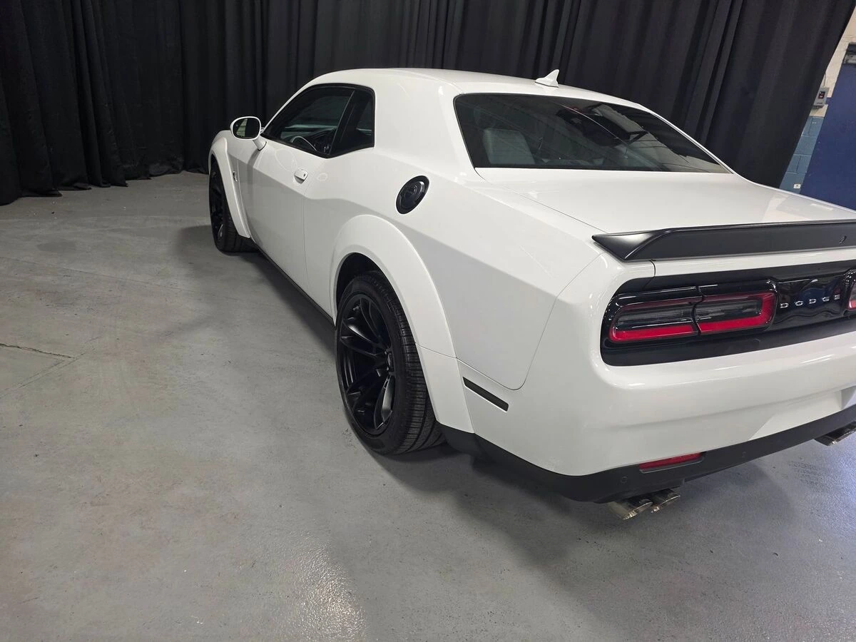 2023 Dodge Challenger R/T - Photo 6