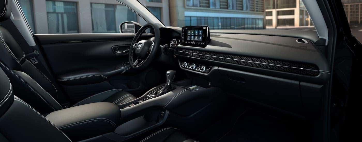 Black leather interior and dashboard on a 2025 Honda HR-V.
