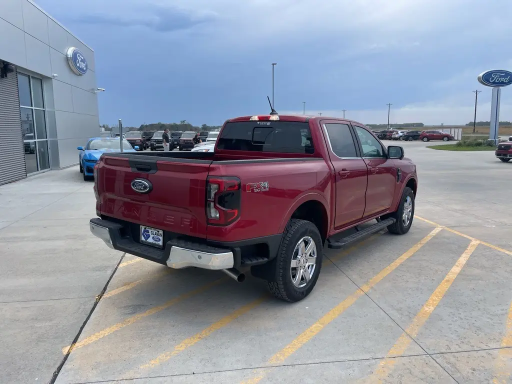 2025 Ford Ranger Lariat photo 8